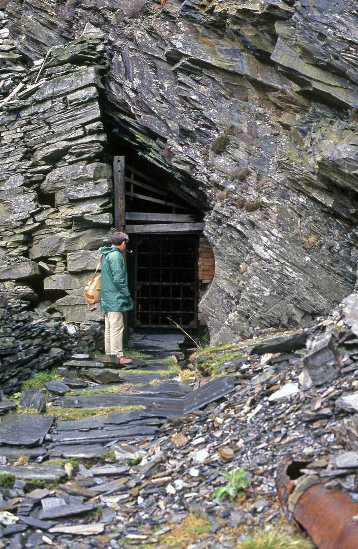 Maenofferan Ffestingiog 1990, submitted by Dickie Bird on 14-03-2026.
© Richard Bird Maenofferan Ffestingiog 1990